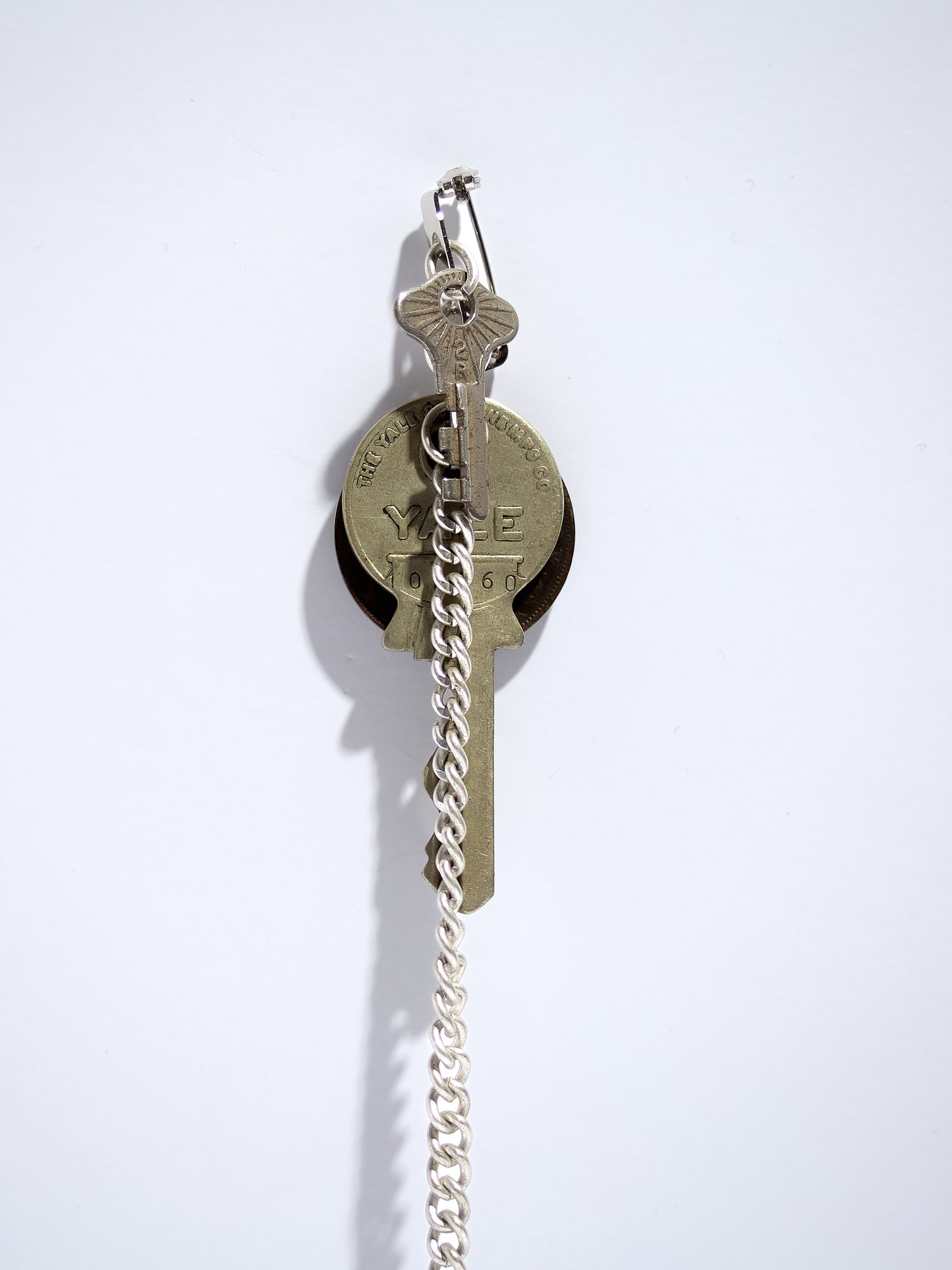 Glass Buckle Coinage Quadruple Brooch Combination