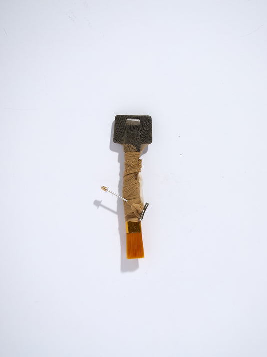 Car Clean Brooch